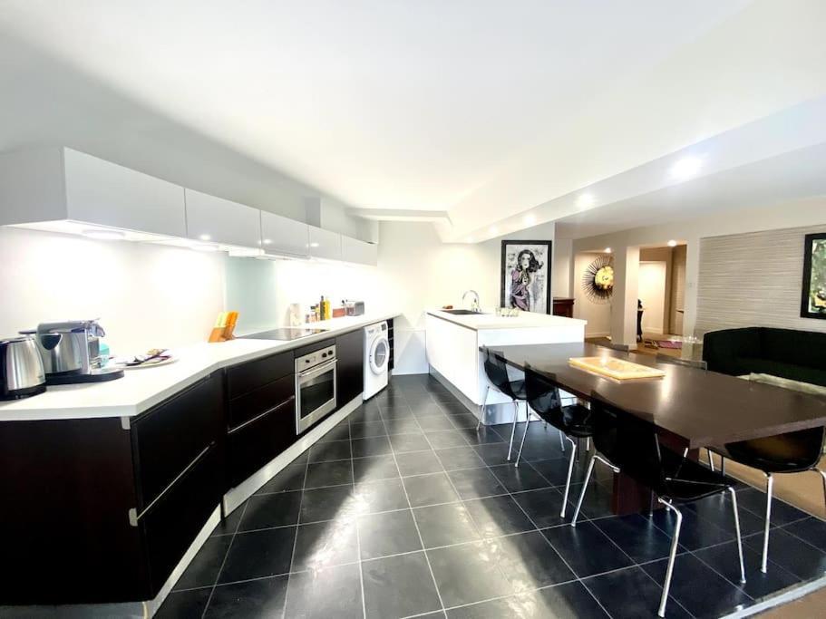 Апартаменти *Victoria Plaza* Loft Au Coeur De Віші Екстер'єр фото